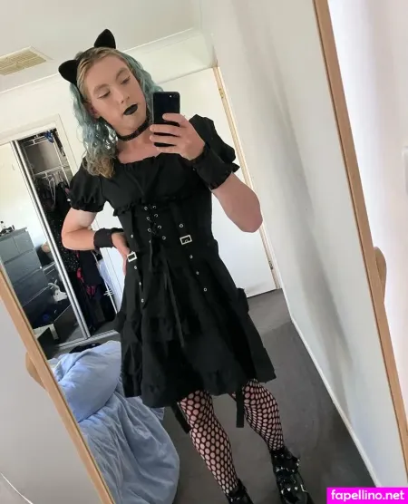Foxy Femboyyy OnlyFans Thumbnail #hZrv86Crse