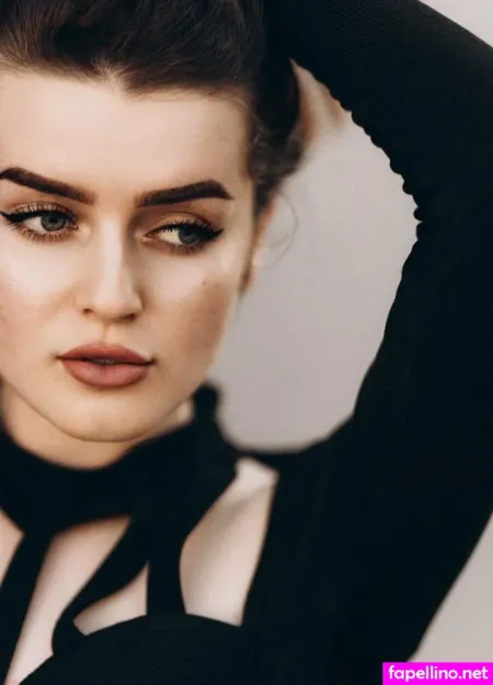 Foxy Lily OnlyFans Thumbnail #KmXPWrbEB6