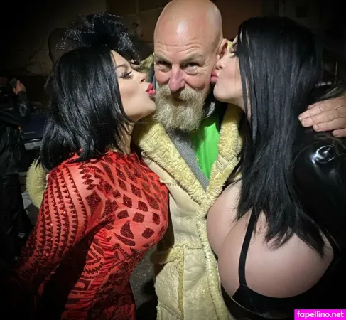 Foxy Menagerie OnlyFans Thumbnail #MdxrOijgu0