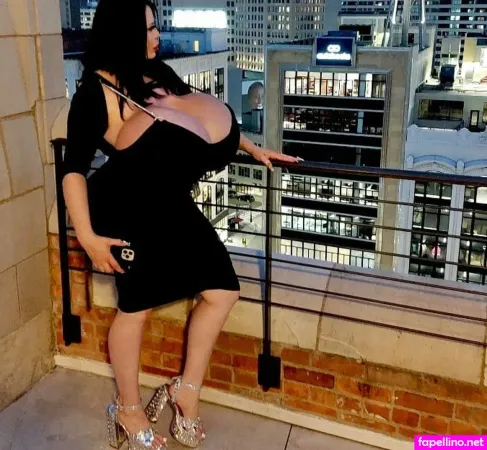 Foxy Menagerie OnlyFans Thumbnail #cV1mAO524v