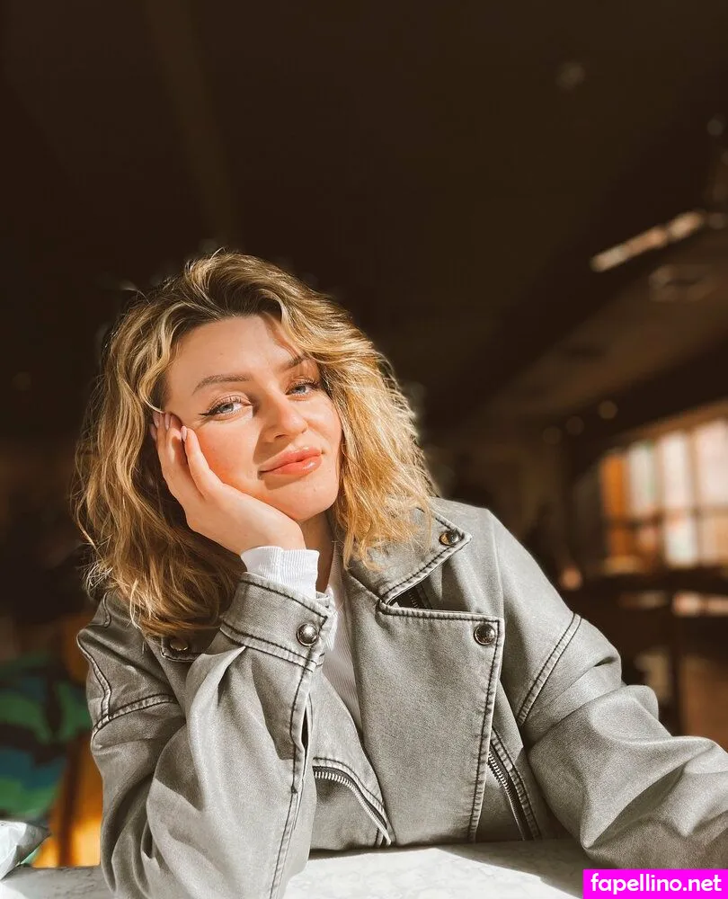 foxxyroxyyy, foxy_x_roxy Nude Leaked OnlyFans Photo #45szzghiw4