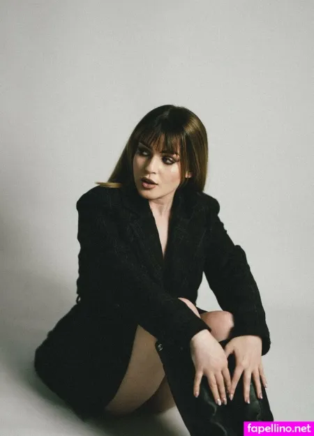 Foxy X Roxy OnlyFans Thumbnail #xh26SJ4s12