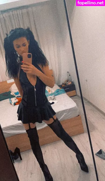 Foxy98e OnlyFans Thumbnail #piX3CEfSBT