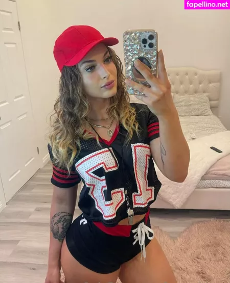 Foxyashlynn OnlyFans Thumbnail #kDcD3JOI3z