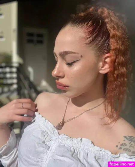 Foxyaurora Main Profile Photo