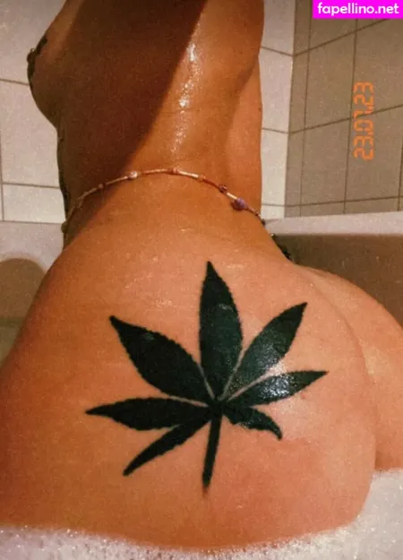 Foxybebe420 OnlyFans Thumbnail #hFzQRO4p08