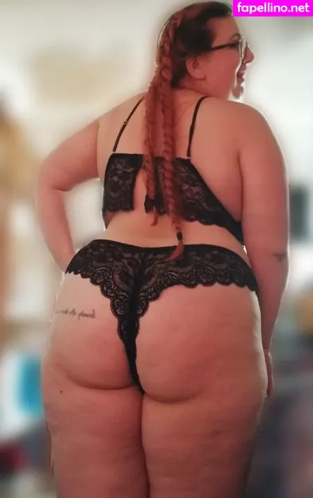 Foxycarly OnlyFans Thumbnail #bo5fCxv4Bo