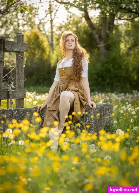 Foxydirndl OnlyFans Thumbnail #z0SMqe8yIJ