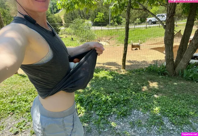 Foxyflowerxx OnlyFans Thumbnail #Cl2BuAPypY