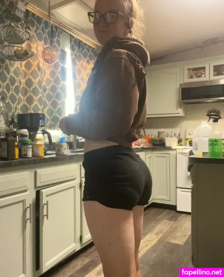 Foxyflowerxx OnlyFans Thumbnail #P0xkxrshgx