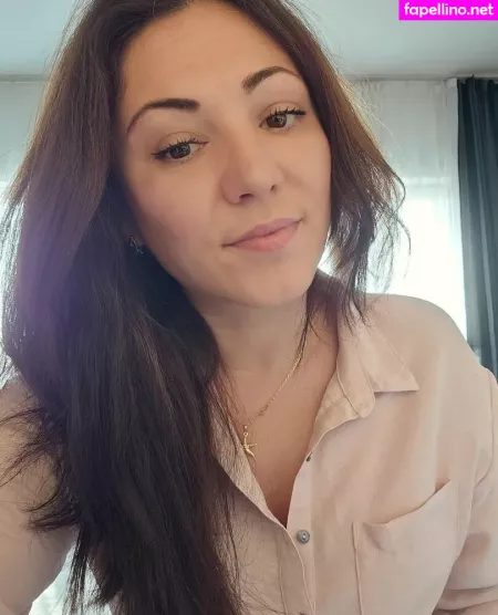 Foxykara OnlyFans Thumbnail #ZRxLGwi3eb