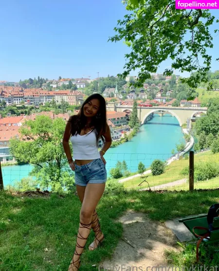 Foxykitkat OnlyFans Thumbnail #iWngOpMe4n