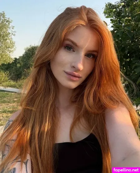 Foxynastyy OnlyFans Thumbnail #2A7oM2PWao