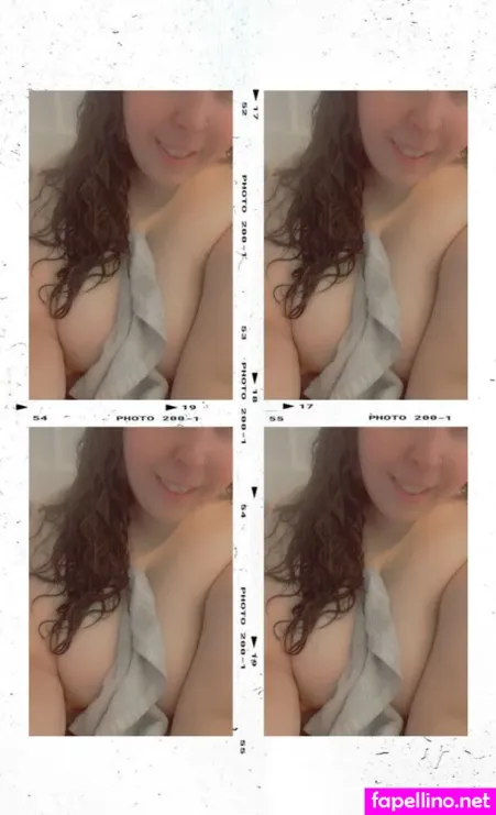 Foxynicole95 OnlyFans Thumbnail #2UfeCsycRa