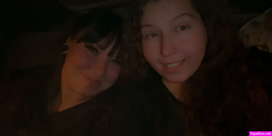 Foxynicole95 OnlyFans Thumbnail #BEDLuHBRnW