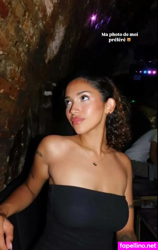 foxyamber6 Nude Leaked OnlyFans Photo #0okY7DVVM2