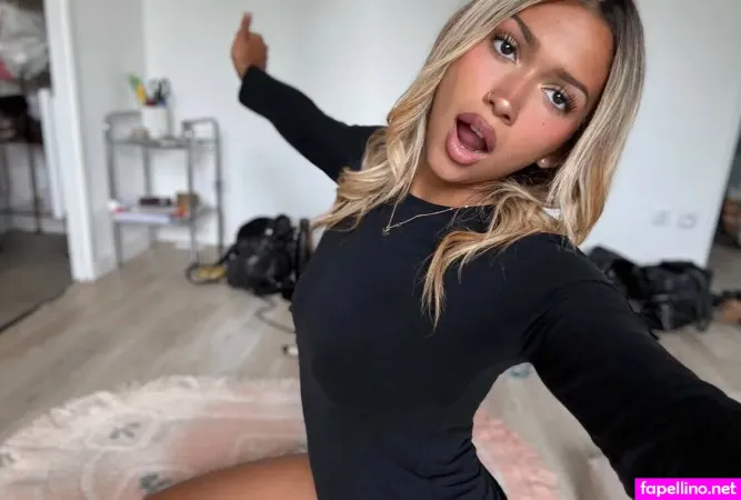 Foxysnowball235 OnlyFans Thumbnail #XLo8halXBN