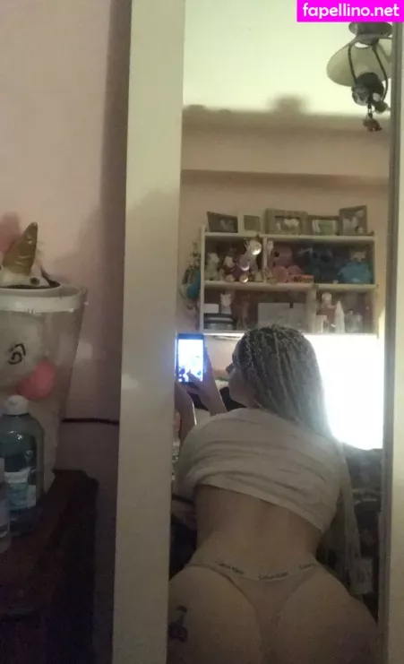 Foxyuzumaki OnlyFans Thumbnail #8oIFkYW55p