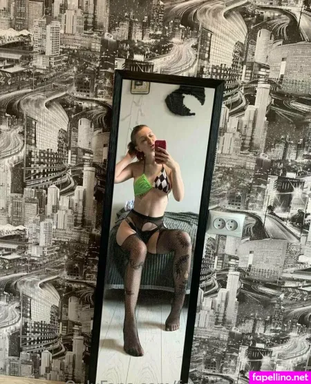 Foxyvipfree Page OnlyFans Thumbnail #1ly899o1FZ