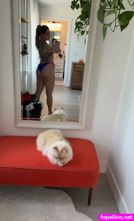 Foxyzilla OnlyFans Thumbnail #qRMAudMqz4