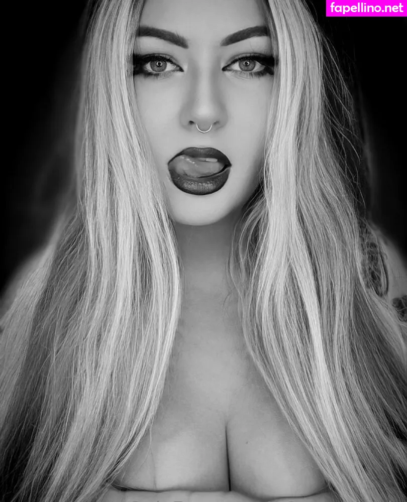 fr0stqueenvip, freakingrican45 Nude Leaked OnlyFans Photo #gfru4e2D6Y