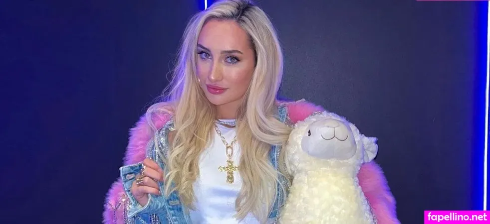 Fran Maira OnlyFans Thumbnail #8gYGjsr1og