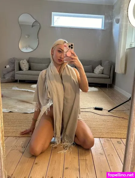 Frances Bentley 12 OnlyFans Thumbnail #yVDmgaaH2v