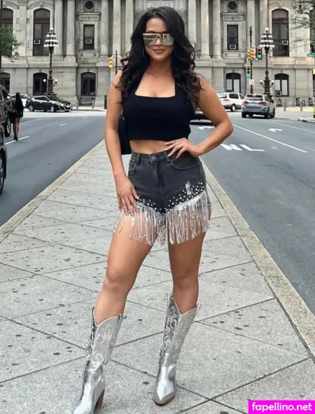 Frances Wang OnlyFans Thumbnail #g2CVwEMH9q