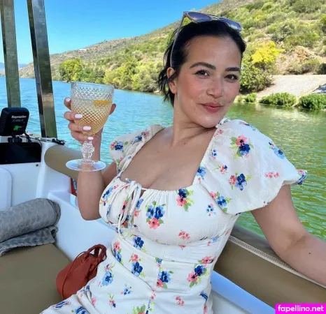 Frances Wang OnlyFans Thumbnail #onFX2a4LfN