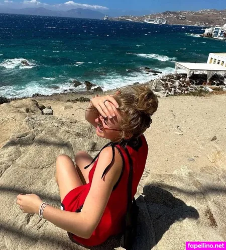 Francesca Dougan OnlyFans Thumbnail #yuf84ALUA1