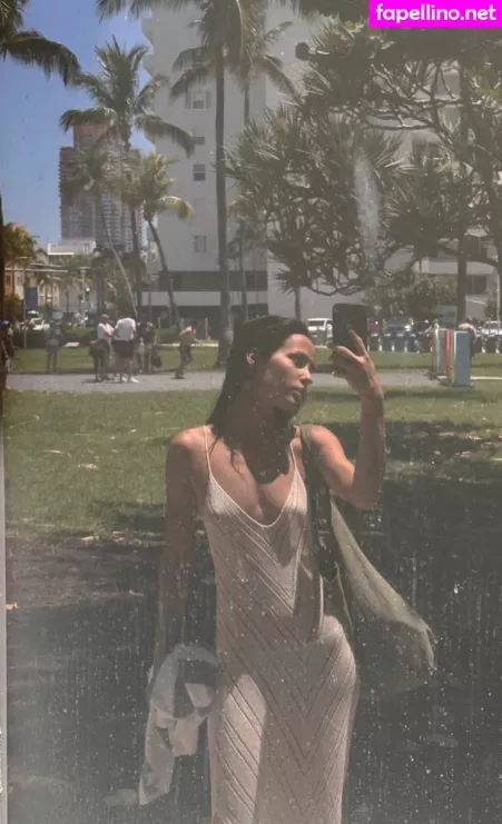 Francesca Pey OnlyFans Thumbnail #8cKNhKgn59