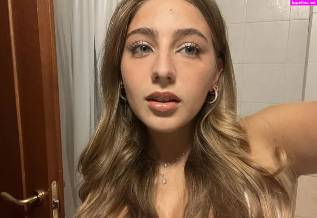 Francesca Salerno OnlyFans Thumbnail #7SzFKm7wJj