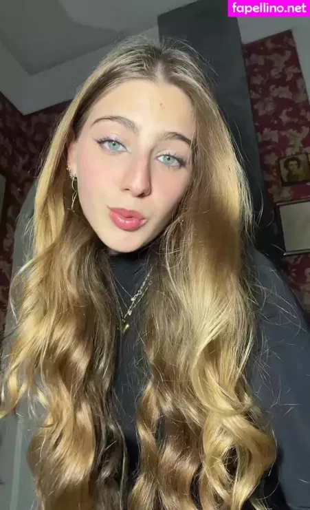 Francesca Salerno OnlyFans Thumbnail #BaGm4Fobvn