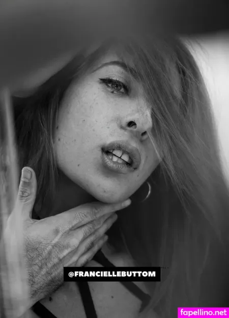 Franciellebuttom OnlyFans Thumbnail #CnYGc6szwA