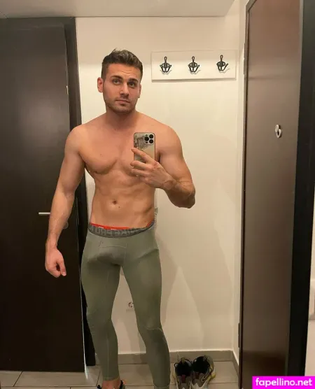 Frankhardyfree OnlyFans Thumbnail #A4isbJfAHs