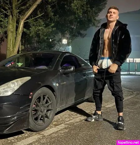 Frankhardyfree OnlyFans Thumbnail #YsM7Tf8G5x