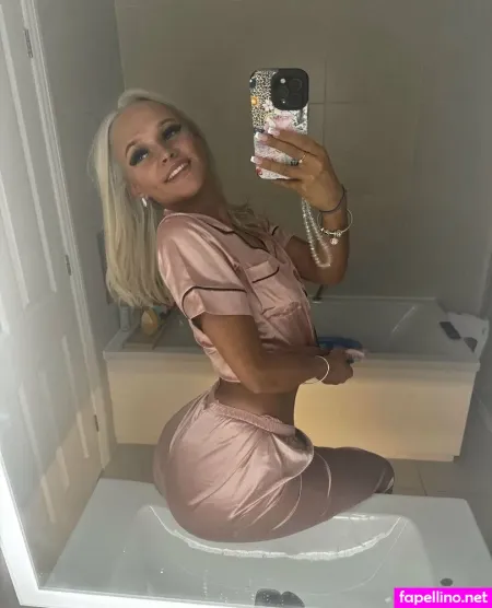 Frankielayzell OnlyFans Thumbnail #EIzKxYAOEr