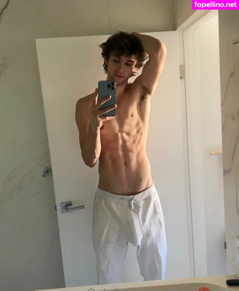 frankierossi, itsfrankierossi Nude Leaked OnlyFans Photo #8qg7c79Zmr