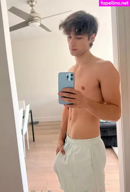 Frankierossi OnlyFans Thumbnail #rHehAjJnOt