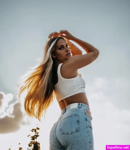 Franzi Dohn OnlyFans Thumbnail #Sm9AeOy8SY