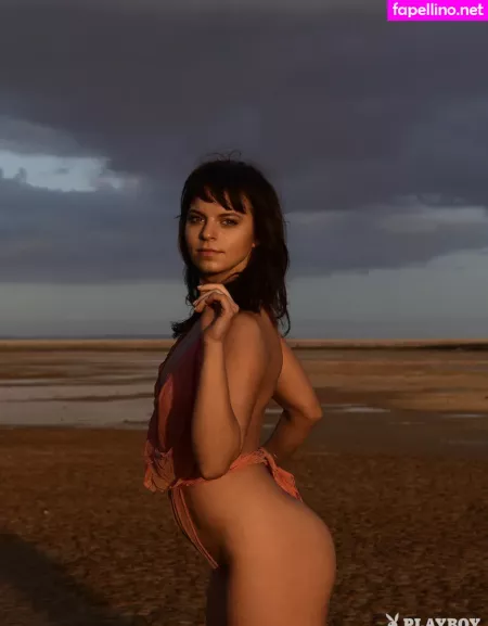 Franziska Benz OnlyFans Thumbnail #xCp6yOzMwM
