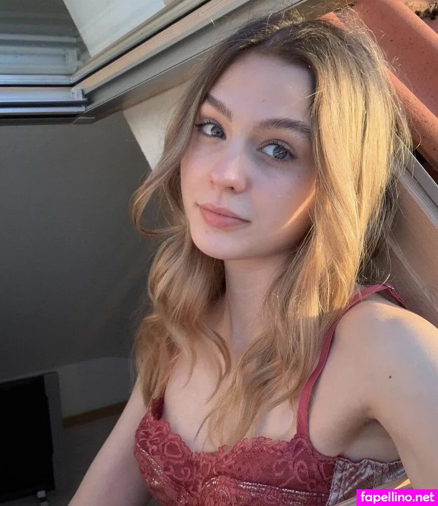 franzi.islifeondemand Nude Leaked OnlyFans Photo #9aMaiDb8D4