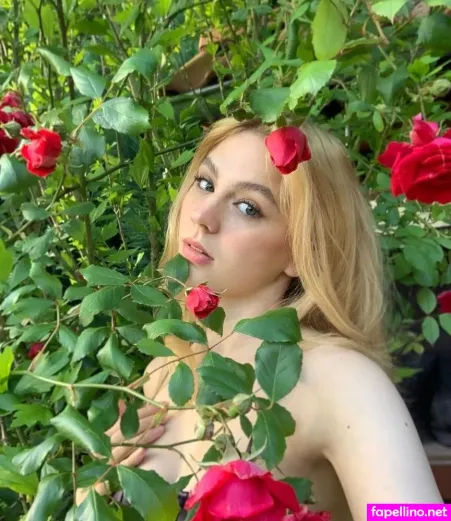 Franziska Schultz OnlyFans Thumbnail #K3d3sITGHq