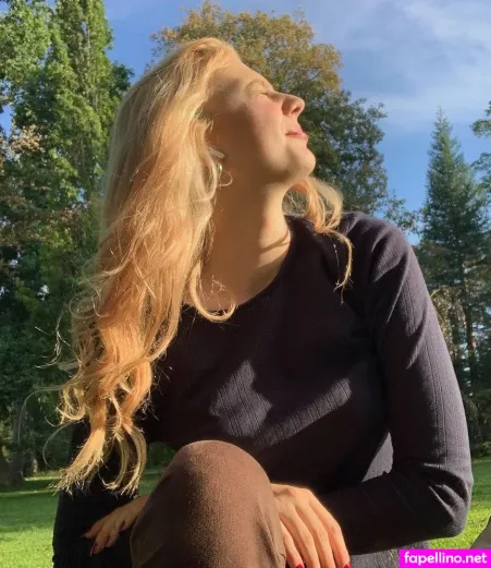 Franziska Schultz OnlyFans Thumbnail #TGXNTosTda