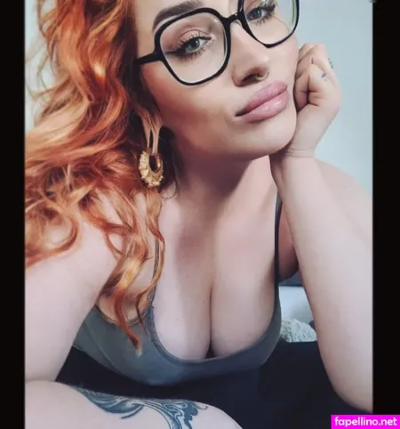 Frau Kopf OnlyFans Thumbnail #TUQzfnxNX6