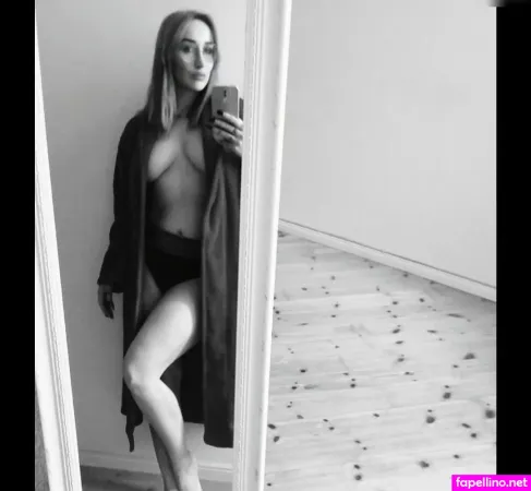 Frau Kopf OnlyFans Thumbnail #qIQJ7Kf3bj