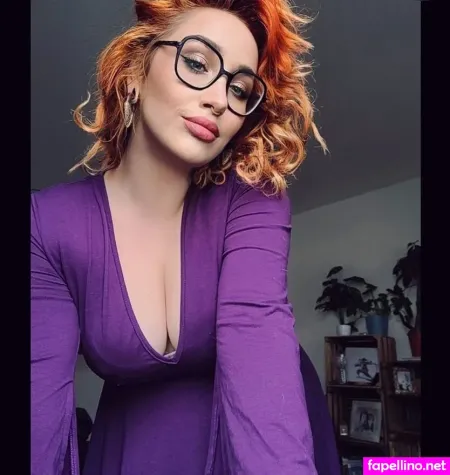 Frau Kopf OnlyFans Thumbnail #u6P9CnPD1d