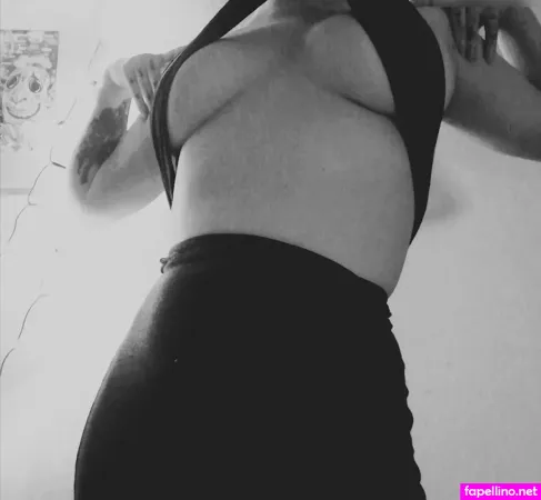 Frau Kopf OnlyFans Thumbnail #vaRiSIRSCU