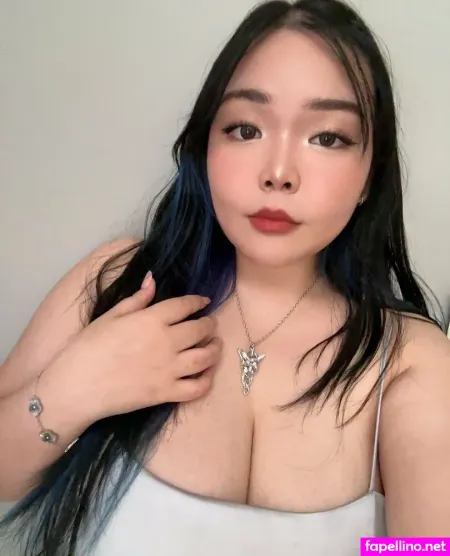 Fraudrelia OnlyFans Thumbnail #Xv2RYlLhtR