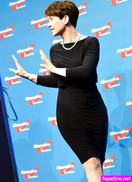 Frauke Petry OnlyFans Thumbnail #852kdsR1KG